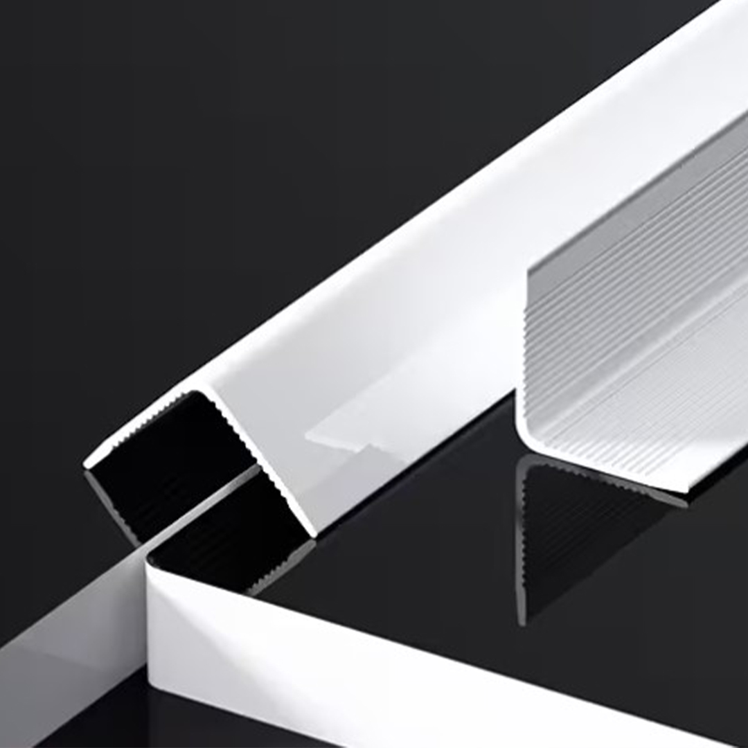 إكسسوار ألمنيوم زاويــة